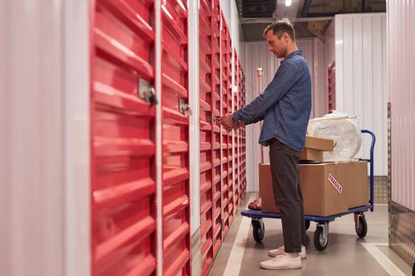 Essential Tips for Organizing Your Self-Storage Unit