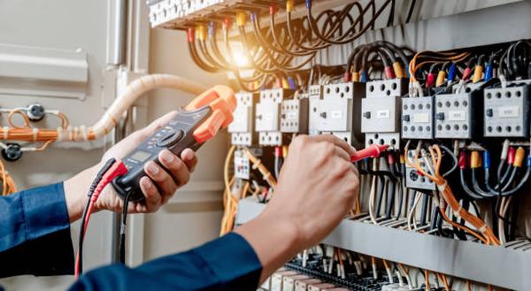 Why Businesses Are Adopting Connected Electrical Services